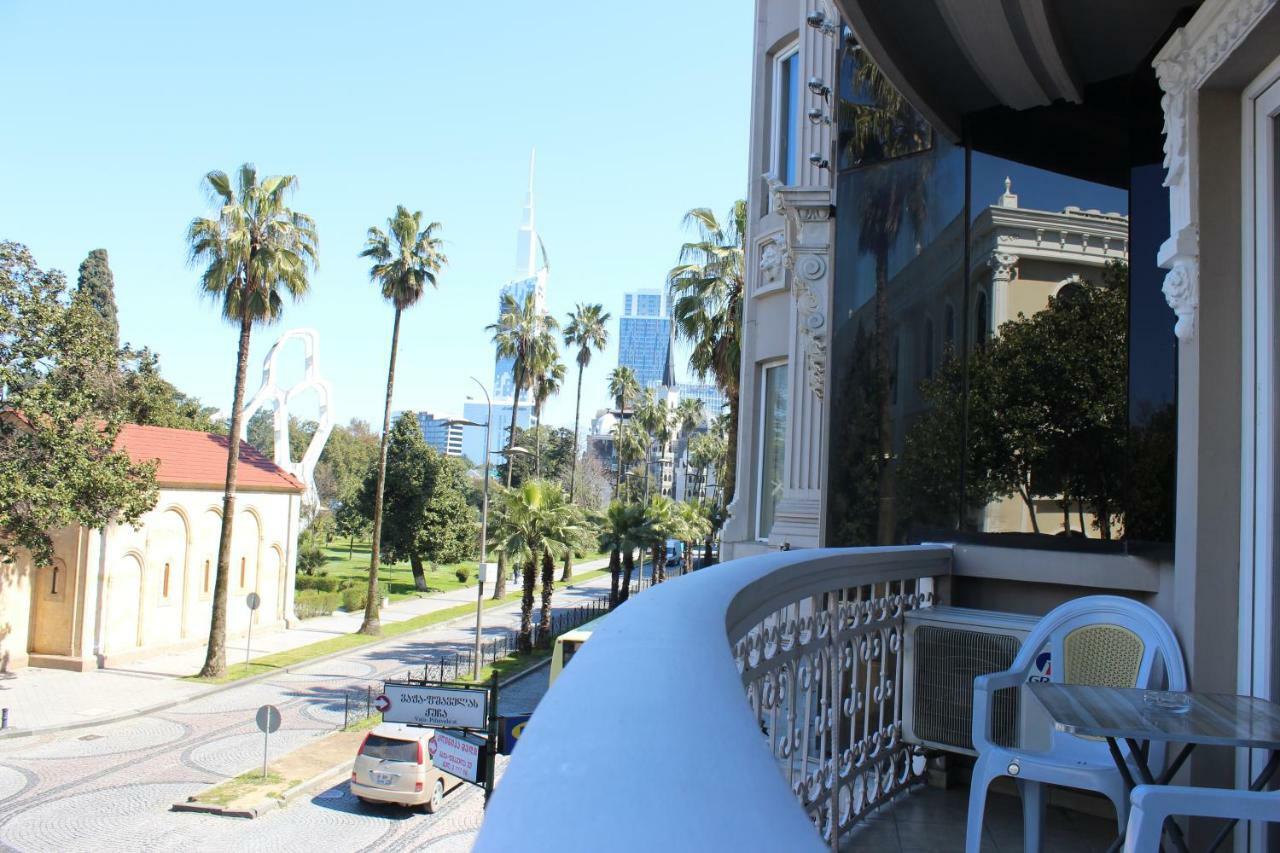 Batumi Apartment In Front Of Sheraton Exterior photo