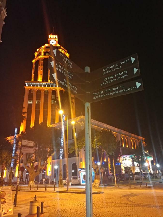 Batumi Apartment In Front Of Sheraton Exterior photo