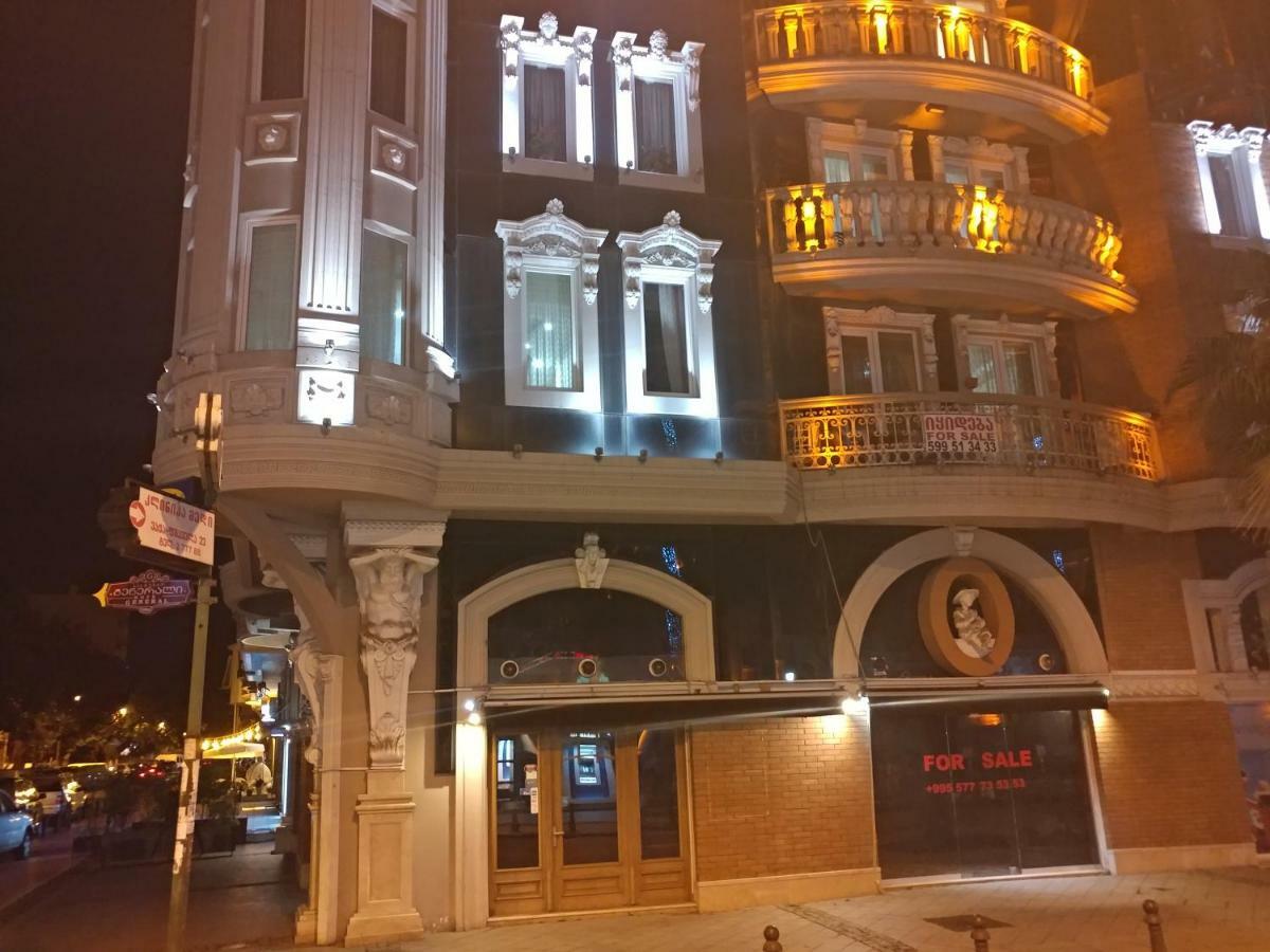 Batumi Apartment In Front Of Sheraton Exterior photo